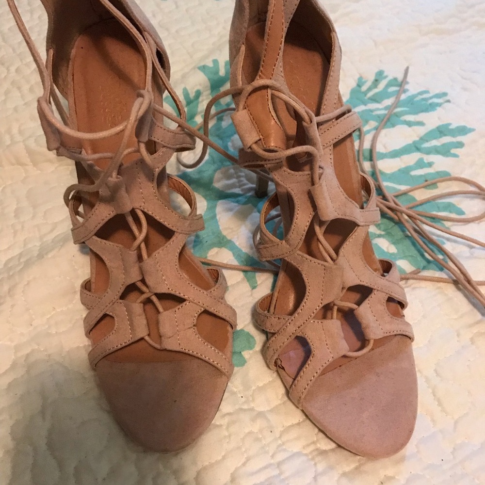 Charlotte Russe size 9 worn once - Picture 2 of 2